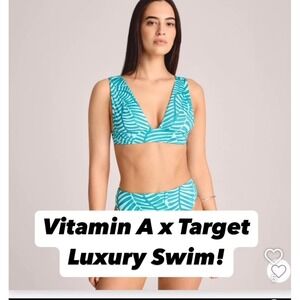 Vitamin a target green bikini top size large new with tags removable pads
